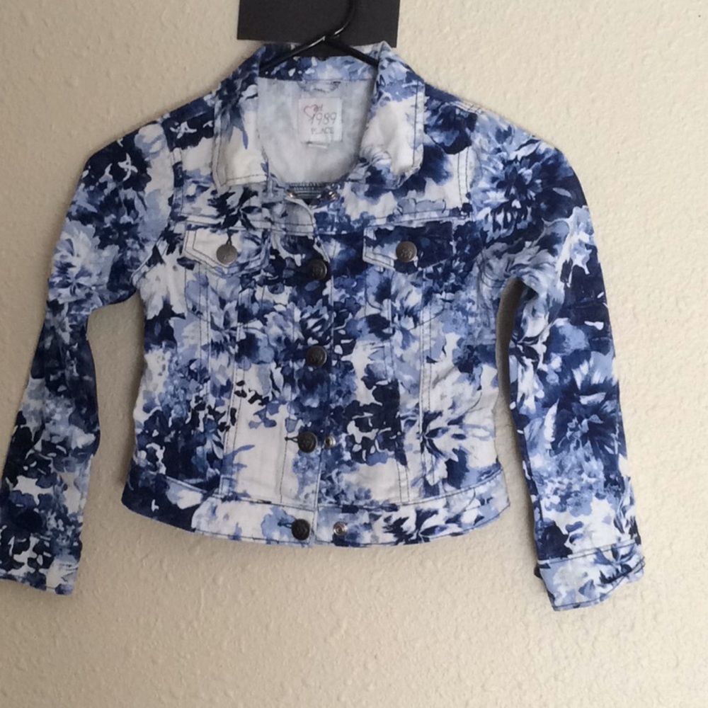 Very nice blue and white jeans looking jacket